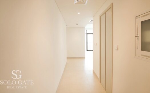 Elegant 2BR | Iconic Views | Prime Spot