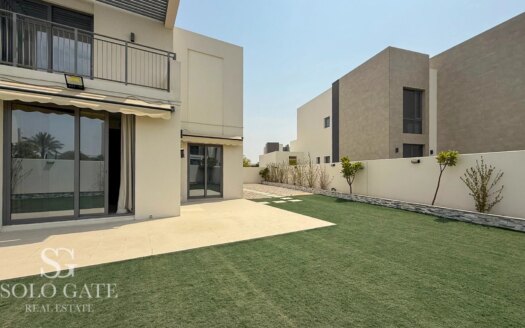 Spacious Bright Villa | Vacant | Golf Course View