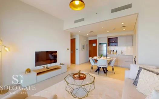 Fully Furnished | Waterfront Retreat | Luxury 1-BR