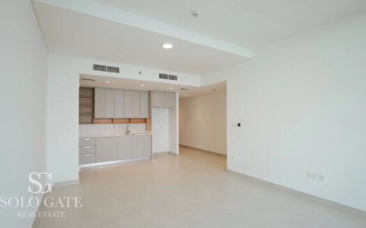 Elegant 2BR | Iconic Views | Prime Spot