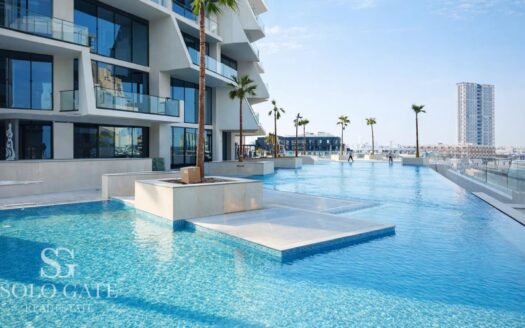 Large 1BR | Private Jacuzzi | High Floor