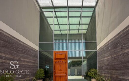 7BR Luxury Villa | Custom Built | Ready Now